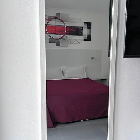 Longevity Hotel *